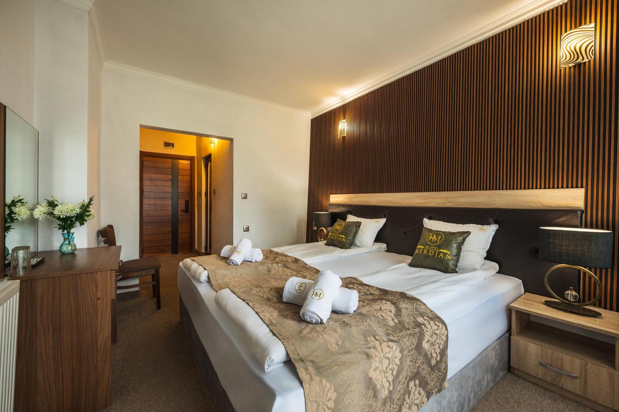 Hotel Merdjan 瑟尔尼察 外观 照片