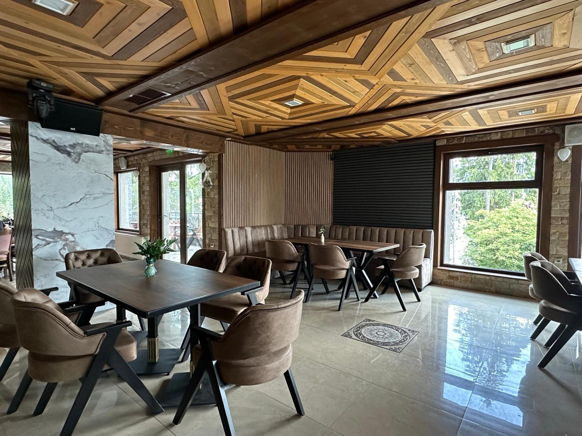 Hotel Merdjan 瑟尔尼察 外观 照片