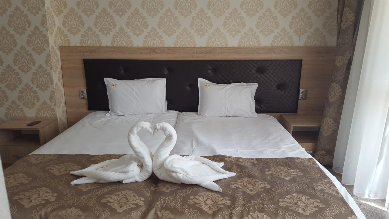 Hotel Merdjan 瑟尔尼察 外观 照片